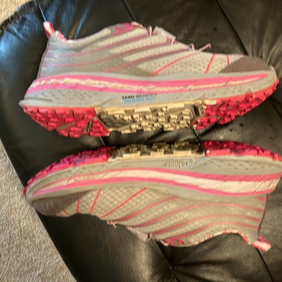 Women’s Hoka one one Stinson Evo Athletic Sneaker Pink/Grey - Picture 3 of 5